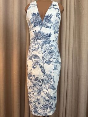 Guess cottagecore luxury midi dress NWT